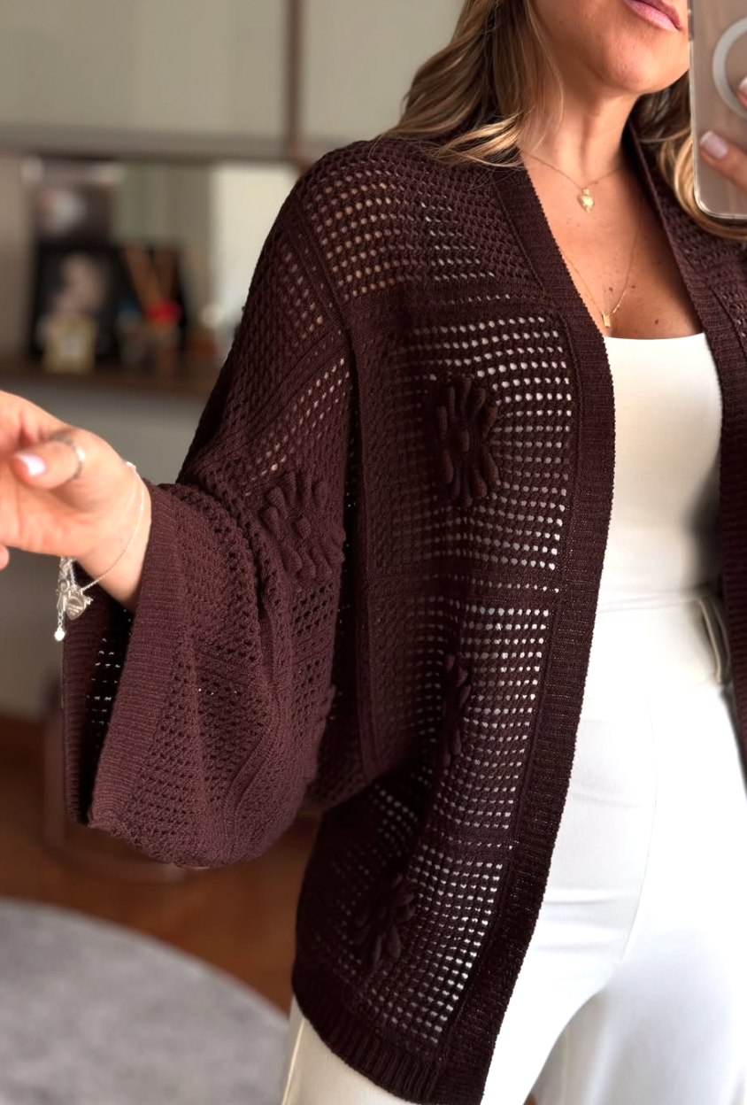 Kimono de Tricot trabalhado com flores
