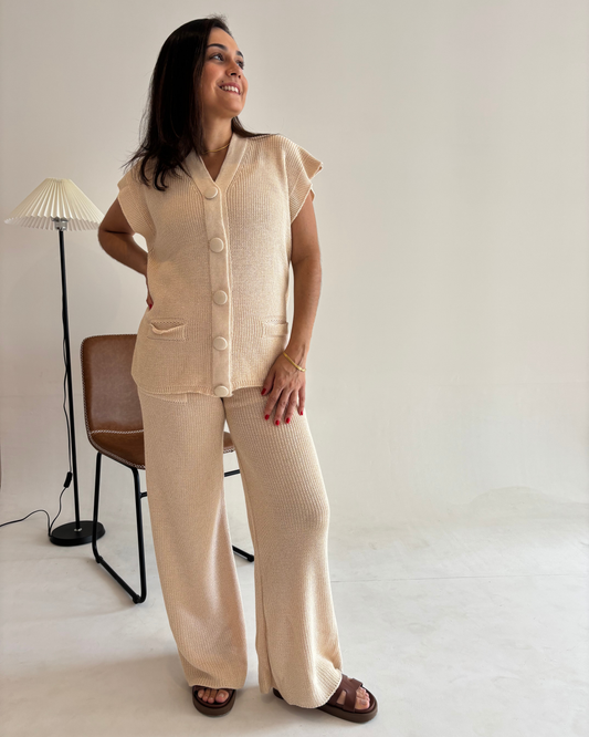 Conjunto tricot colete botões e calça Serena